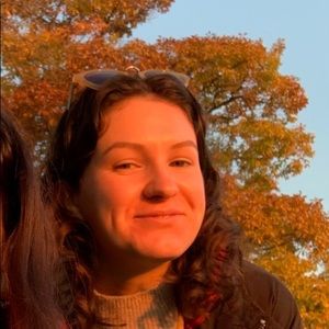 Meet your Posher, Lily